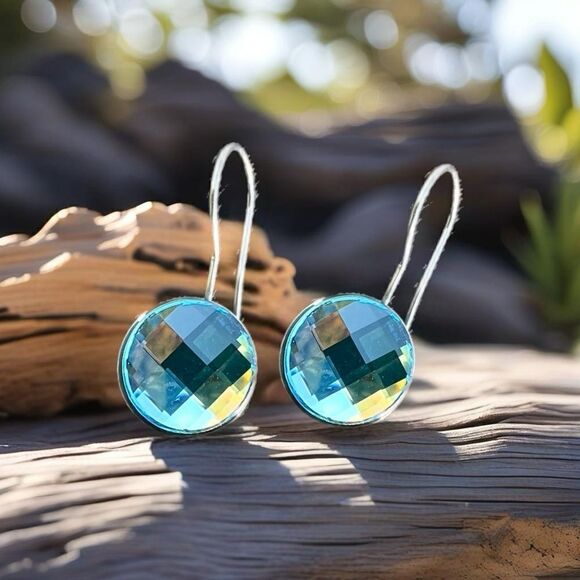 Handcrafted earrings with Swarovski crystal - Picture 2 of 3